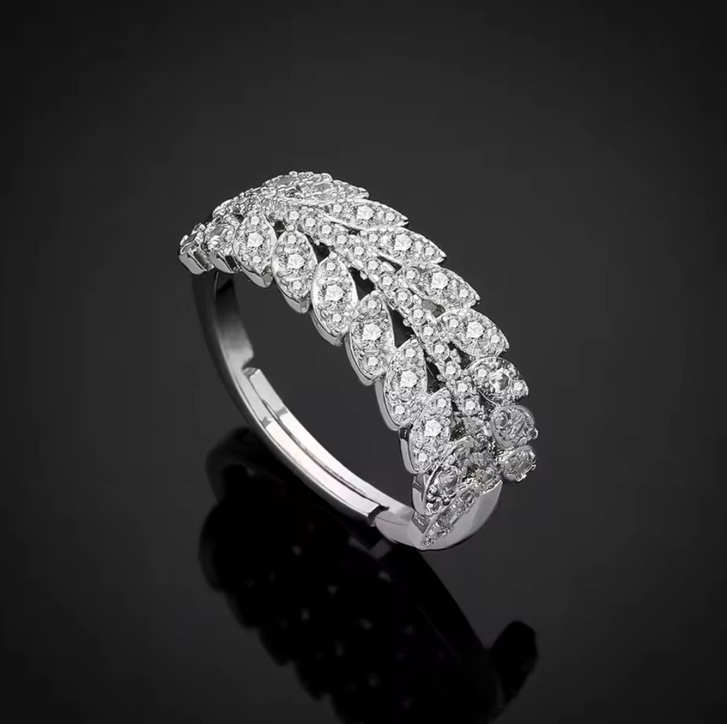 Royal V-Shape Silver Bridal Jewelry Set